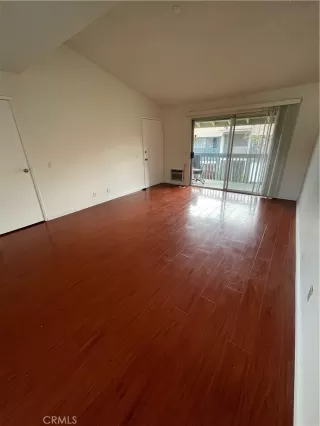 Photo #3: OC23002085 Listing