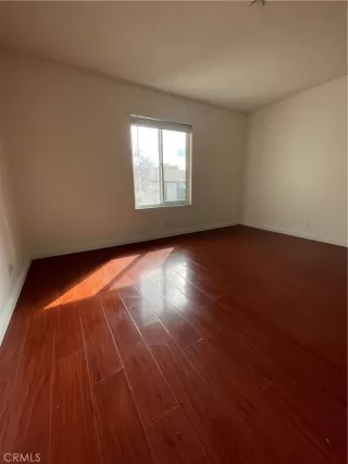 Photo #4: OC23002085 Listing