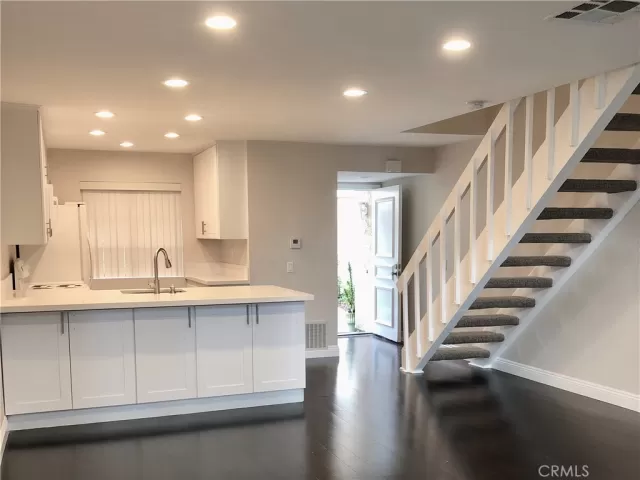 MLS: OC23002127 Condo For Sale