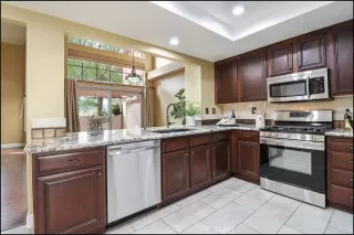 Photo #2: OC23002288 Listing 