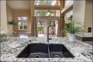 Photo #3: OC23002288 Listing 