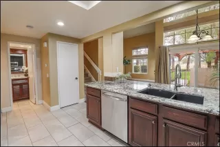 Photo #4: OC23002288 Listing 