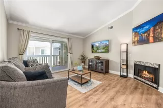 Photo #1: OC23002291 Listing