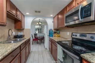 Photo #6: OC23002308 Listing 