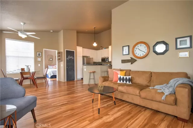 MLS: OC23003192 Condo For Sale