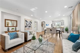 Photo #2: OC23003298 Listing 