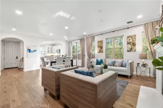 Photo #3: OC23003298 Listing 