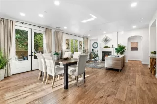 Photo #4: OC23003298 Listing 