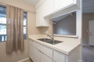 Photo #2: OC23003319 Listing 