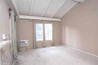 Photo #3: OC23003319 Listing 