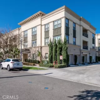 Photo #2: OC23004186 Listing 