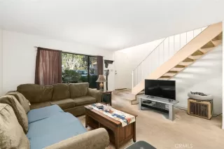 Photo #3: OC23004381 Listing 