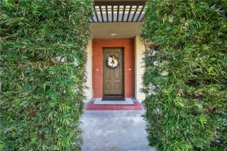 Photo #1: OC23004508 Listing