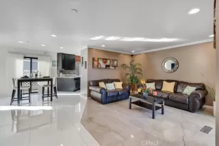 Photo #1: OC23004530 Listing 