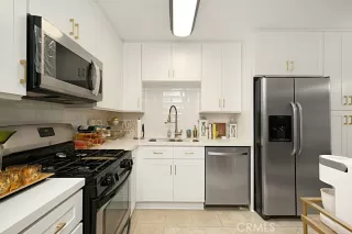 Photo #5: OC23004633 Listing