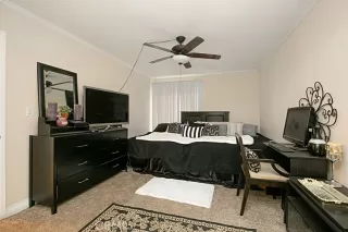 Photo #6: OC23004633 Listing