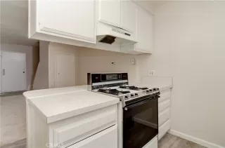 Photo #4: OC23004976 Listing 