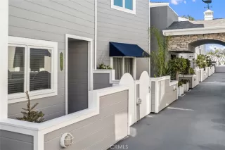 Photo #4: OC23005022 Listing 