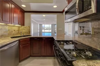 Photo #6: OC23005350 Listing 