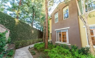 Photo #4: OC23005617 Listing