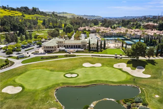 MLS: OC23005778 Condo For Sale