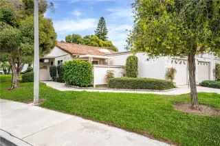 Photo #2: OC23005849 Listing