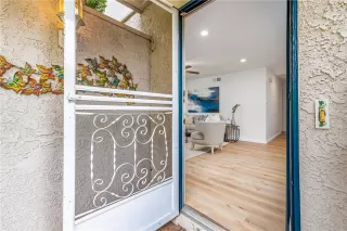 Photo #3: OC23005849 Listing