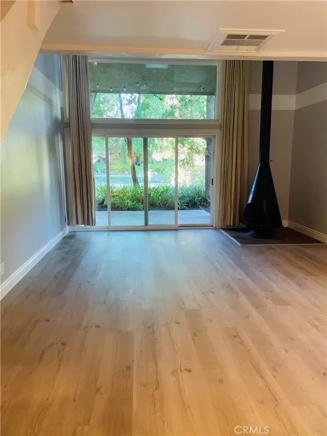 MLS: OC23006107 Condo For Sale