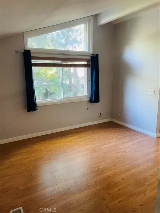 Photo #2: OC23006107 Listing 