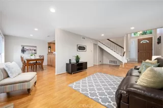 Photo #5: OC23006466 Listing