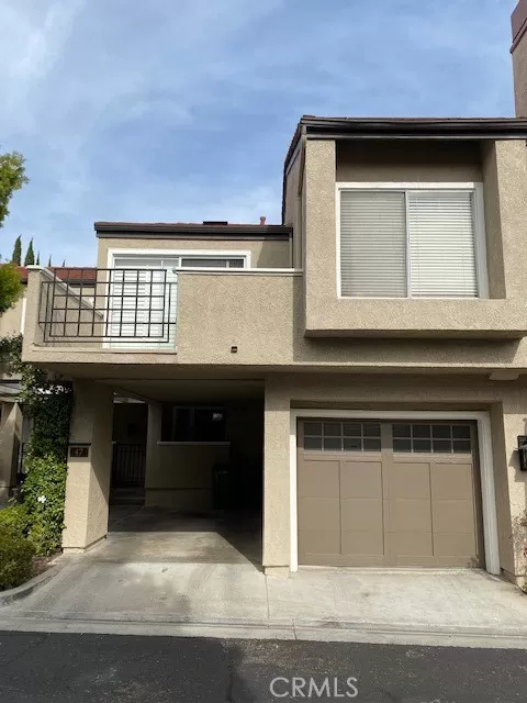 MLS: OC23006643 Condo For Sale