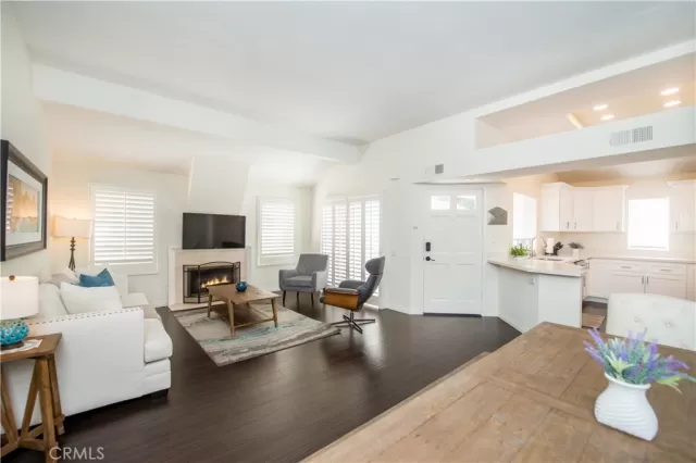 MLS: OC23007066 Condo For Sale