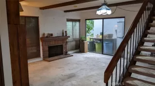 Photo #3: OC23007140 Listing 