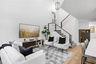 Photo #4: OC23007193 Listing 