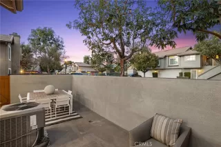 Photo #6: OC23007193 Listing 