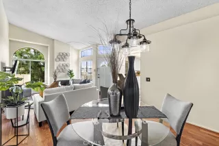 Photo #2: OC23007333 Listing 