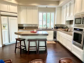 Photo #2: OC23007546 Listing 