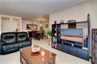 Photo #5: OC23007703 Listing 