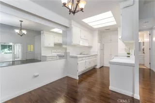 Photo #6: OC23007761 Listing