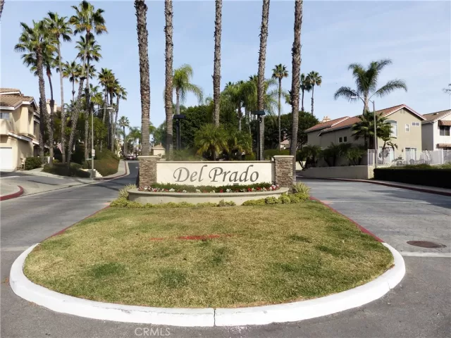 MLS: OC23007765 Condo For Sale