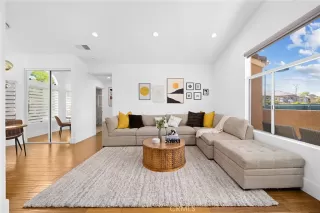 Photo #5: OC23007910 Listing 