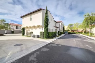 Photo #1: OC23008139 Listing 