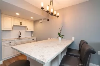 Photo #4: OC23008178 Listing