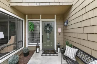 Photo #1: OC23008568 Listing 