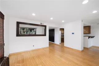 Photo #5: OC23008634 Listing 