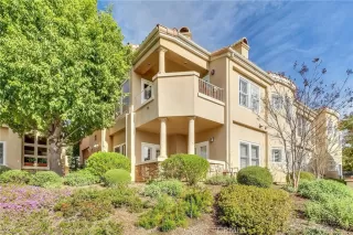 Photo #1: OC23008710 Listing