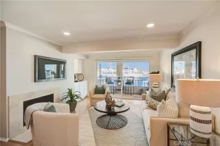 Photo #5: OC23008993 Listing 