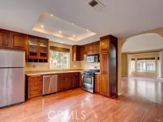 Photo #6: OC23009092 Listing 