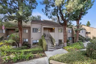 Photo #3: OC23009421 Listing