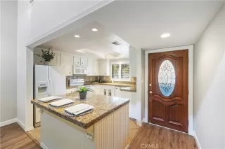 Photo #6: OC23009421 Listing